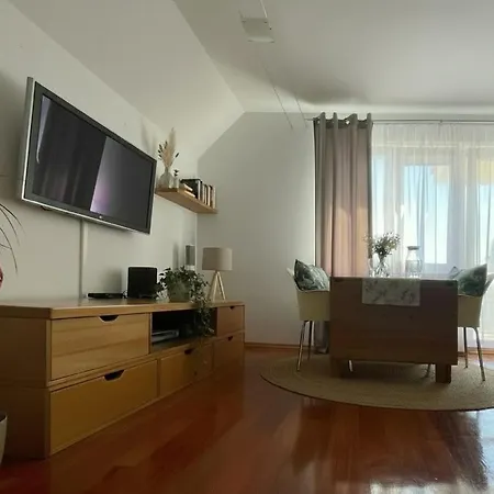 Apartament Klonowa Z Jacuzzi Przy Plazy Kolobrzeg Daire Kolobrzeg